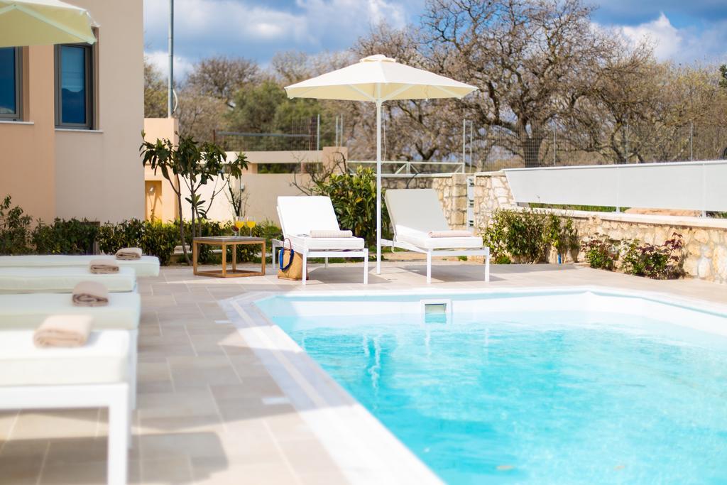 Deluxe Villa Ianthos - Outdoor Hot Tub & Kids Pool Gállos Eksteriør billede