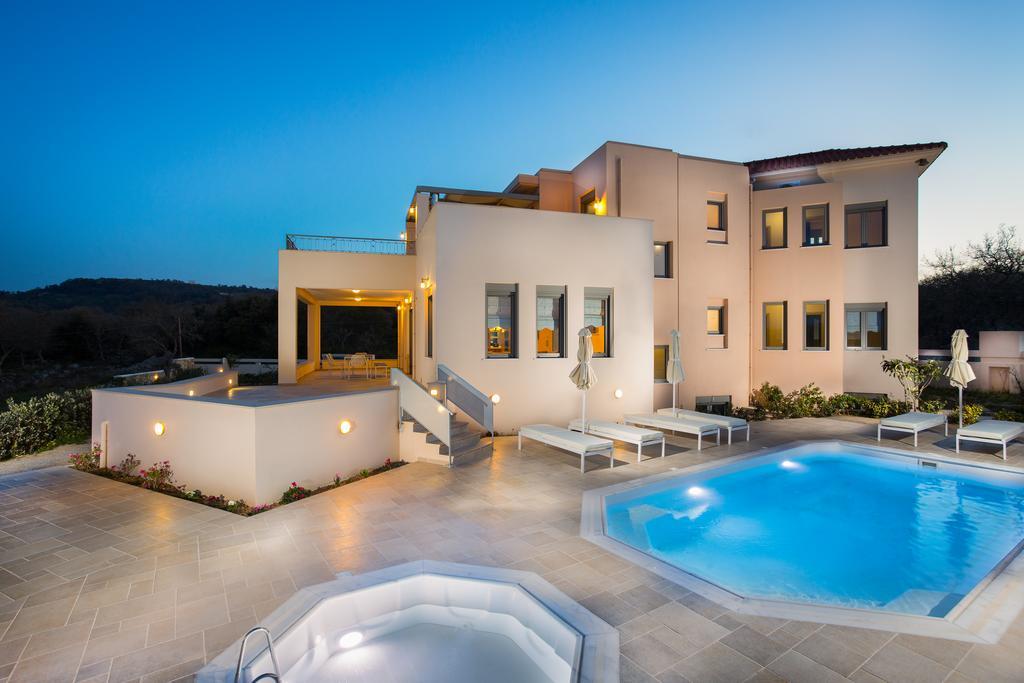 Deluxe Villa Ianthos - Outdoor Hot Tub & Kids Pool Gállos Eksteriør billede